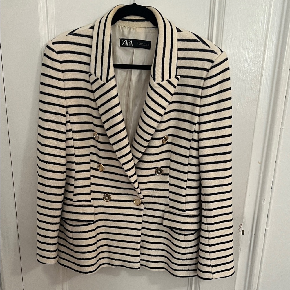 Zara Women's Navy and Cream Striped Blazer in XL